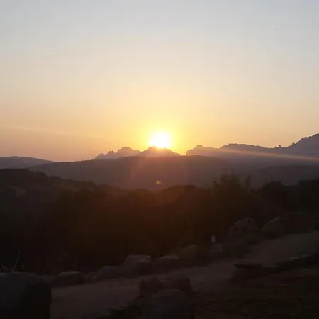 Sardinia Park Country 올비아