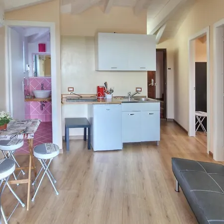 아파트 Sardinia Park Country *