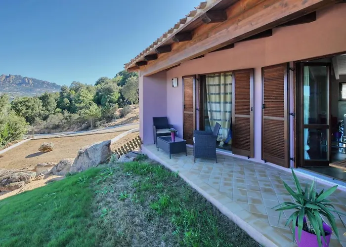 Sardinia Park Country Апартаменты *